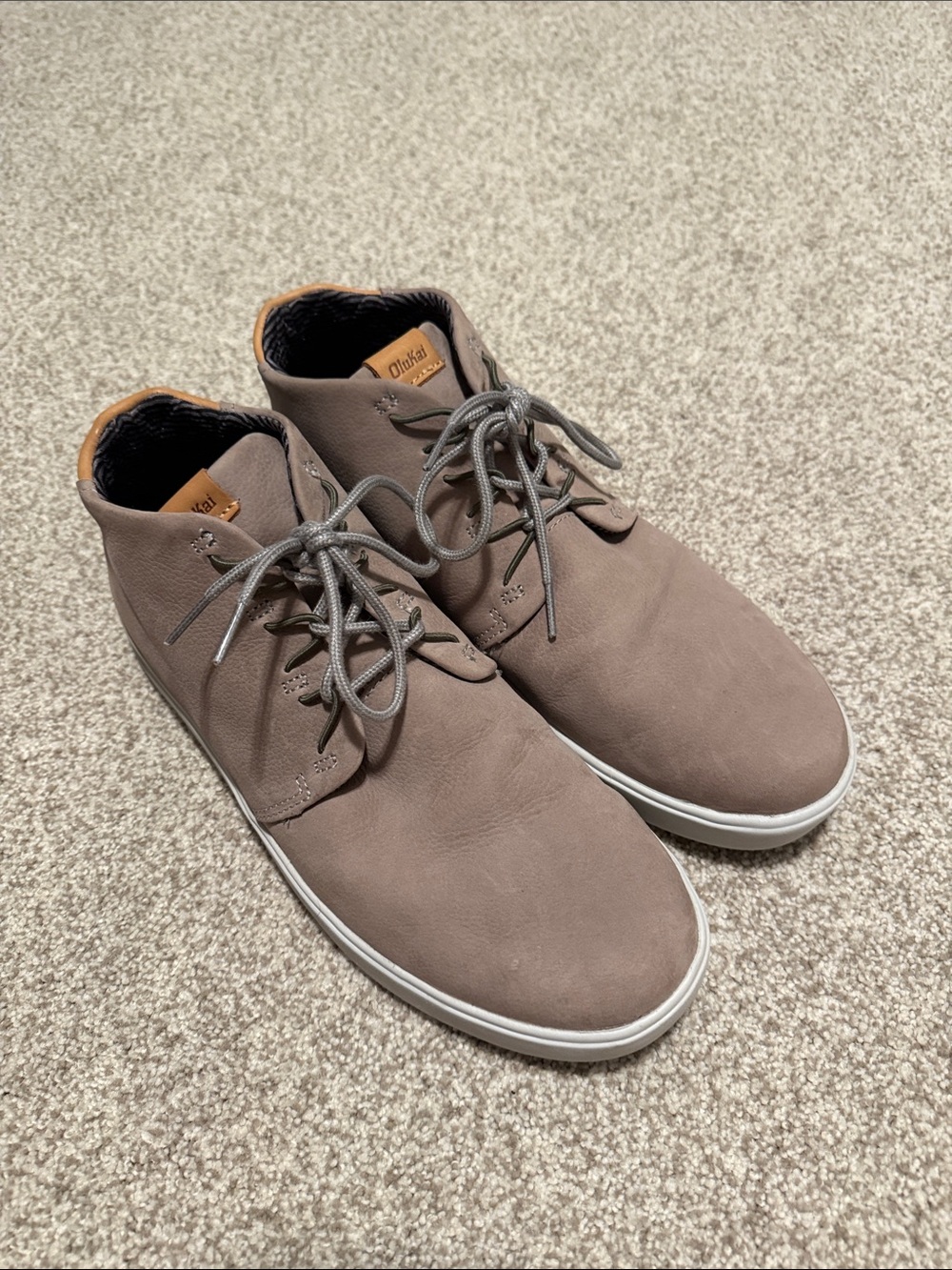 OluKai Men's Taupe Chukka Boots with Gray Laces